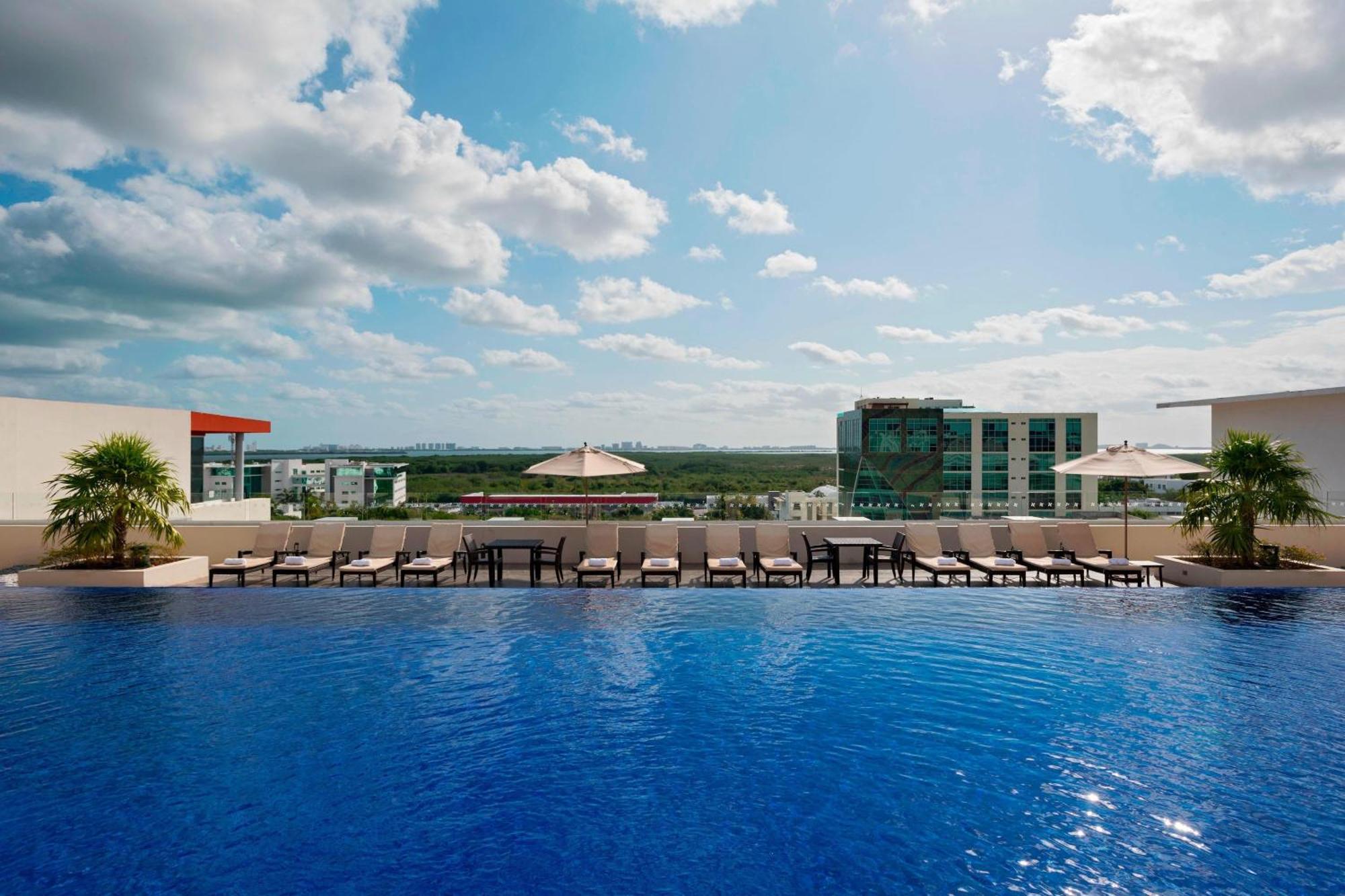 Four Points By Sheraton Cancun Centro Екстер'єр фото