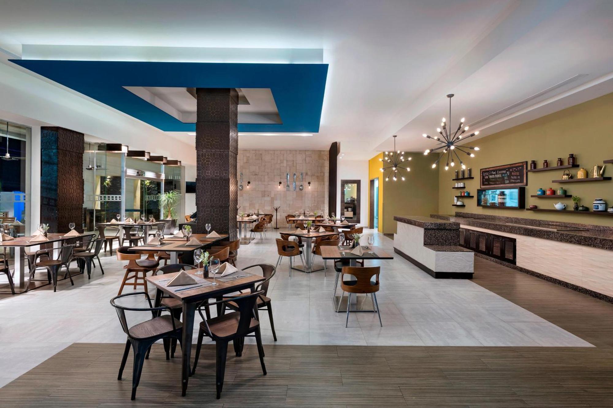 Four Points By Sheraton Cancun Centro Екстер'єр фото